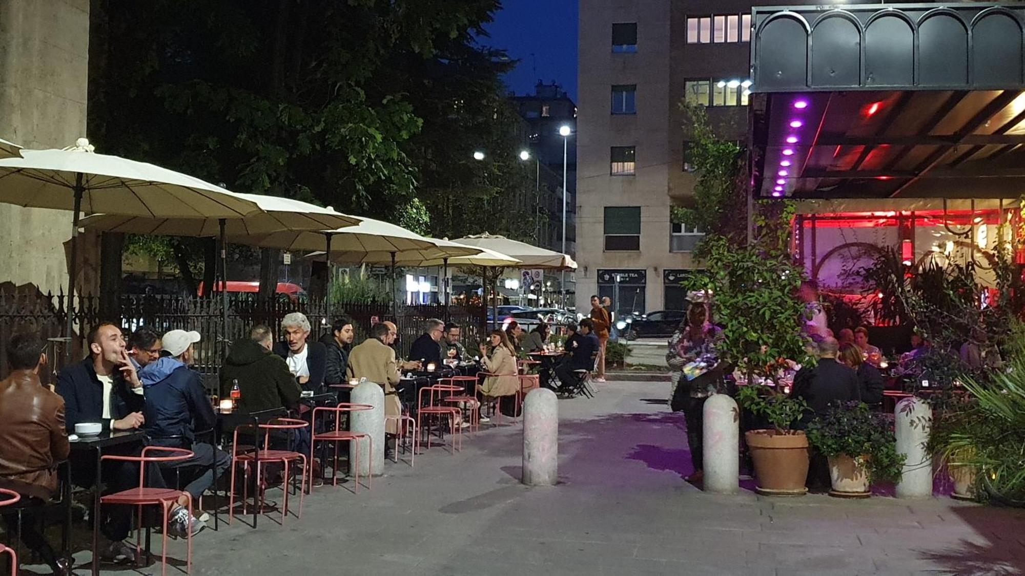 Open Space In Porta Venezia Milano Esterno foto